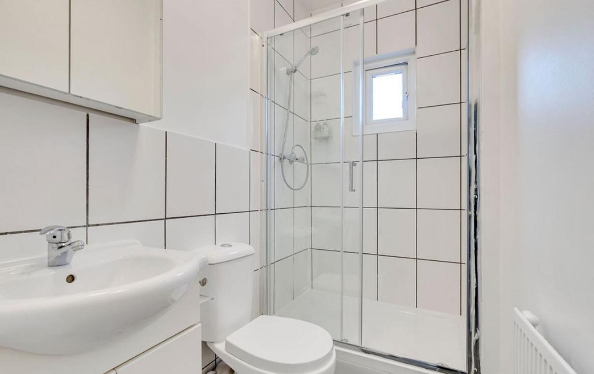 Serviced Great For Contractors 2 Mins From Train Station And Near Tottenham Stadium Apartment London